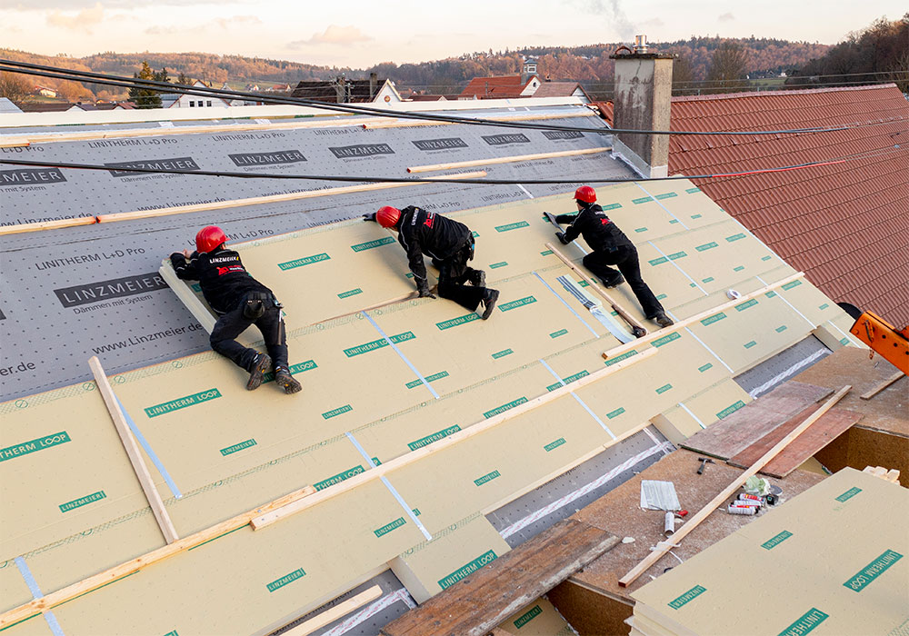 Verlegung der Linitherm Loop Pal N+F Dämmplatten